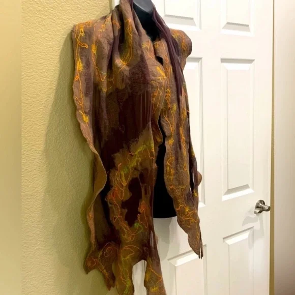 Design Wool&Silk scarf hand crafted